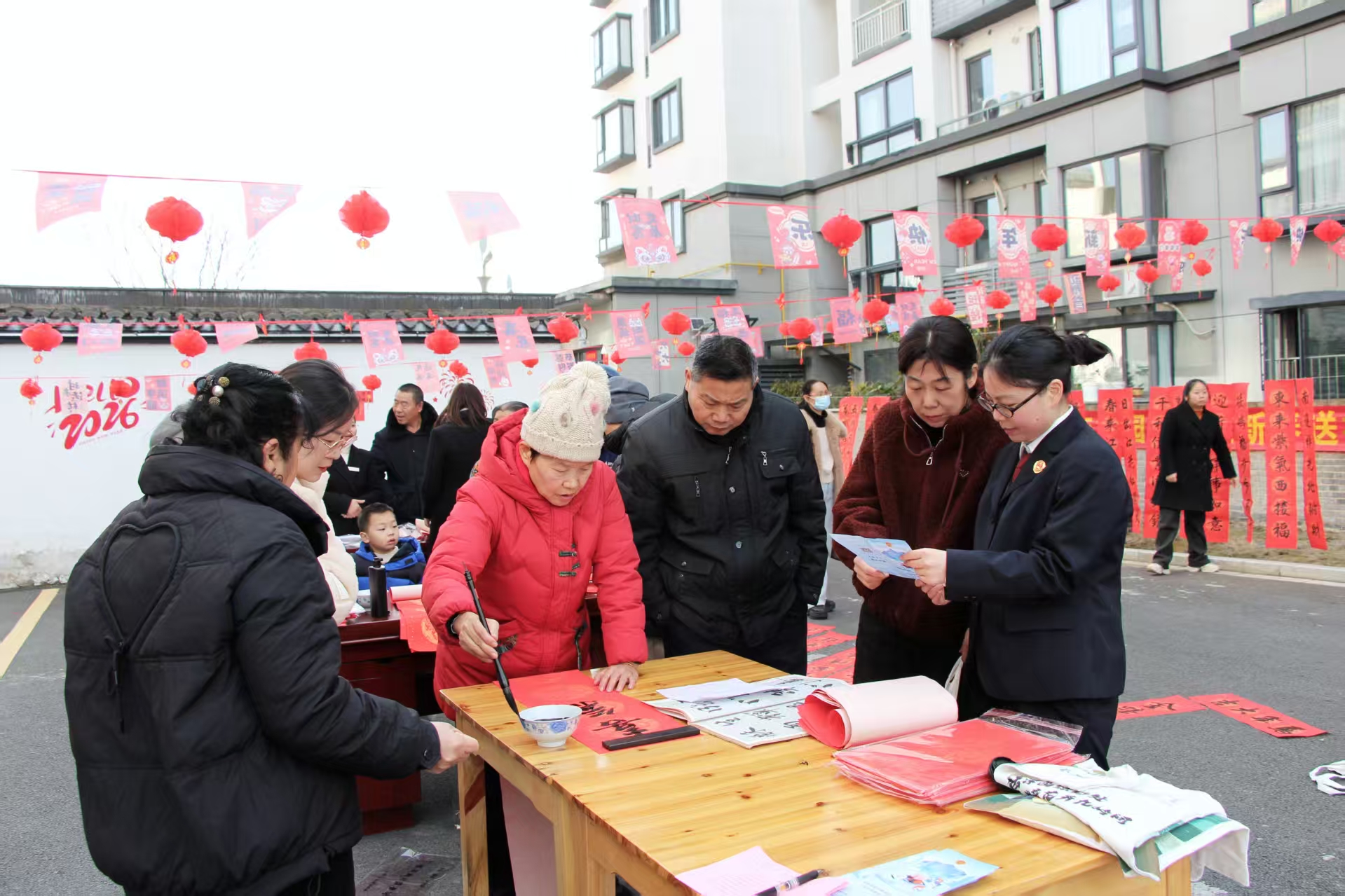 ��˫��������ʱ�������������������չ��ϲӭ�´� ����ͬ�С��շ������